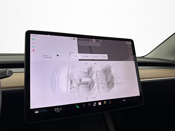 Tesla Model 3 25 of 30
