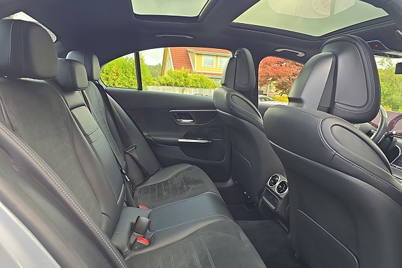 Mercedes-Benz C220 d 30 of 30