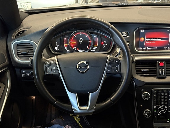Volvo V40 18 of 19
