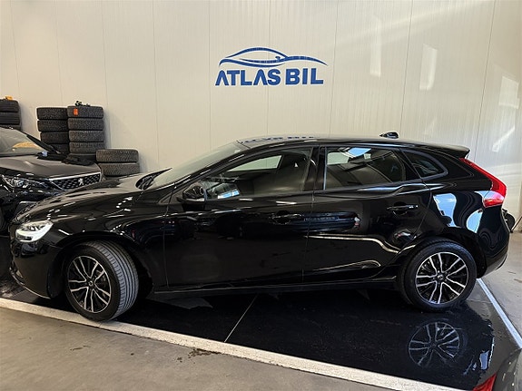 Volvo V40 3 of 19