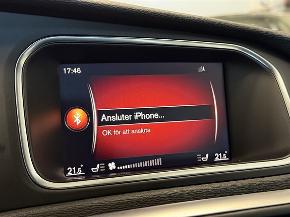 Volvo V40 14 of 19