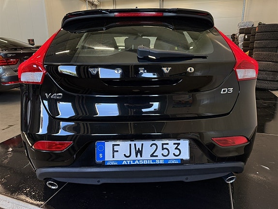 Volvo V40 5 of 19
