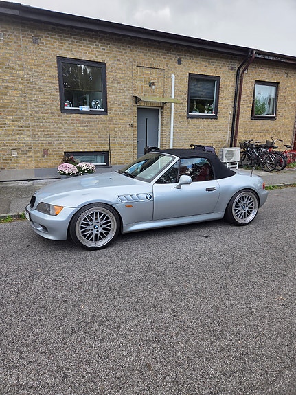 BMW Z3 2 of 3