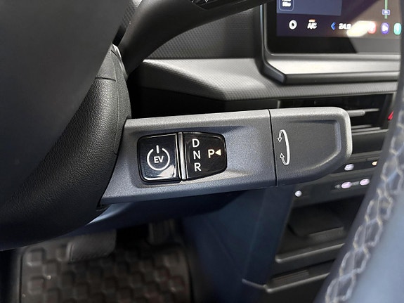 Kia PV5 13 of 16