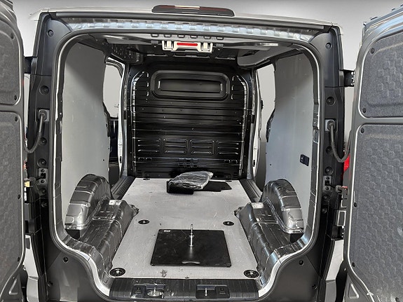 Kia PV5 15 of 16