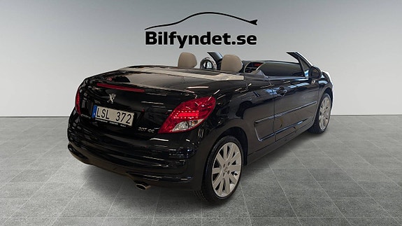 Peugeot 207 CC 4 of 8
