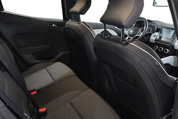 Renault Clio 9 of 21