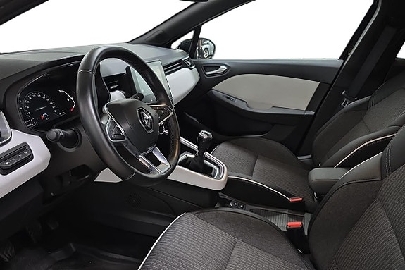 Renault Clio 14 of 21
