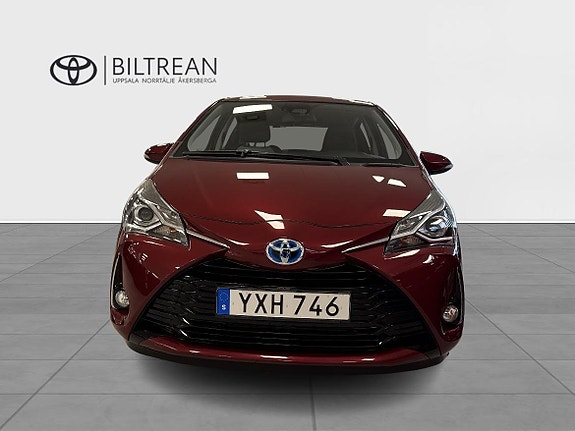 Toyota Yaris 6 of 13