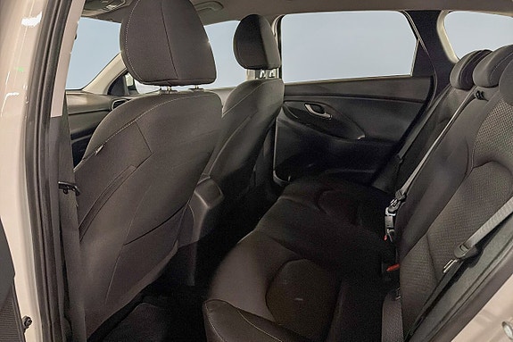 Hyundai i30 15 of 17
