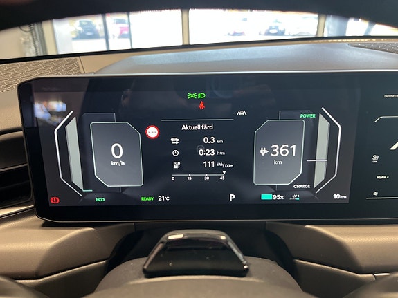 Kia EV9 10 of 24