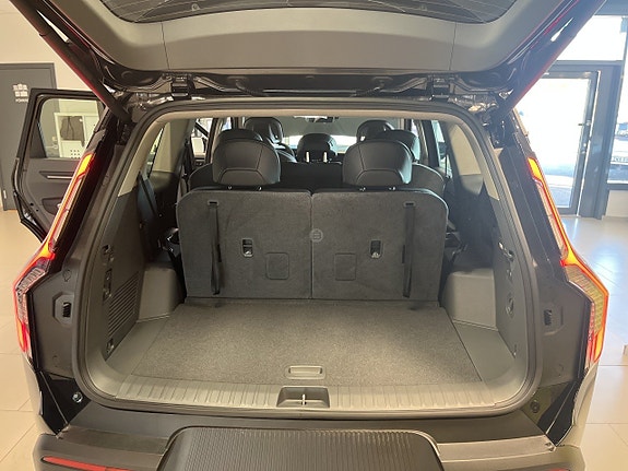 Kia EV9 15 of 24