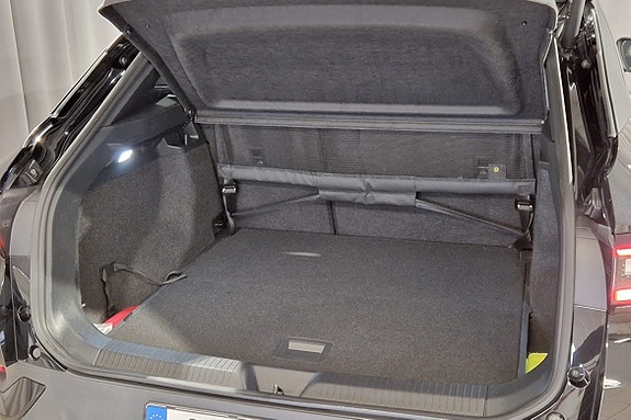 Volkswagen ID.4 5 of 15