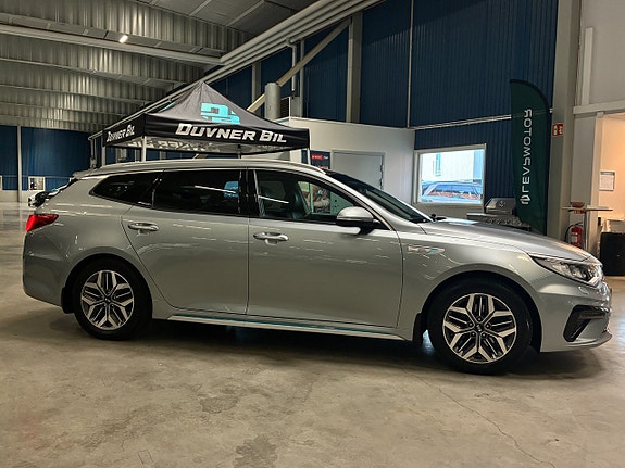 Kia Optima 2 of 30
