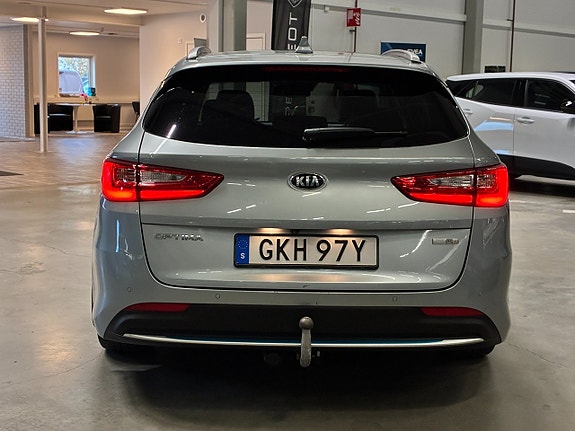 Kia Optima 4 of 30
