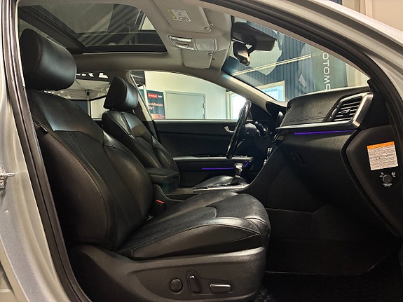 Kia Optima 14 of 30