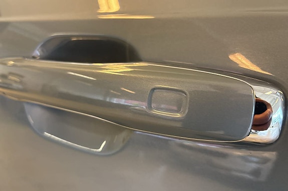 Volvo XC90 20 of 30