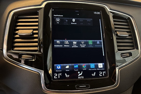 Volvo XC90 27 of 30