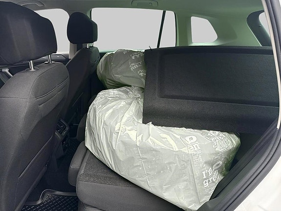 Volkswagen Tiguan 7 of 15