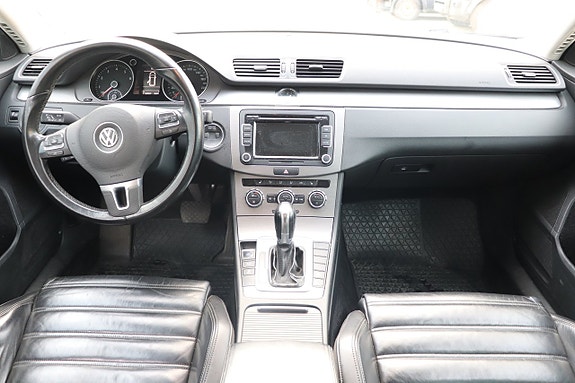 Volkswagen Passat 7 of 9