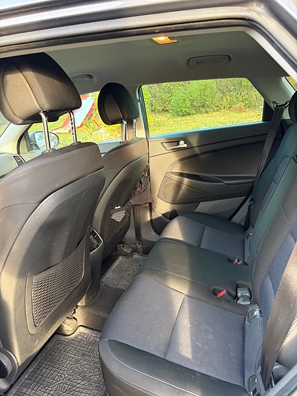 Hyundai Tucson 4 of 5