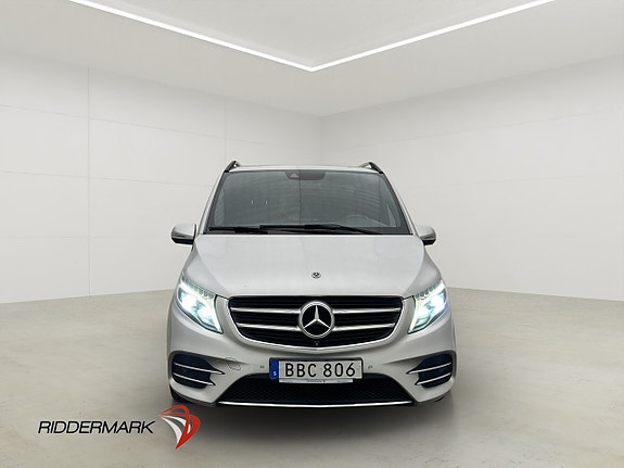 Mercedes-Benz V250 5 of 30