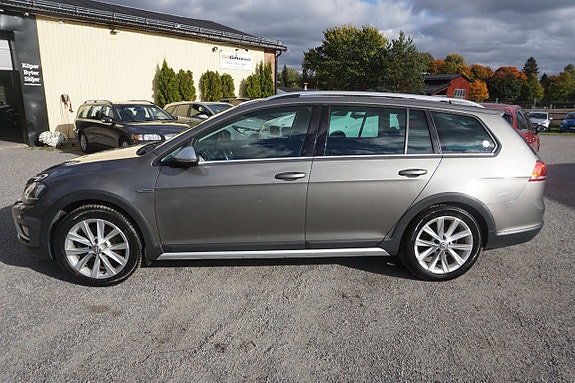 Volkswagen Golf Alltrack 4 of 10