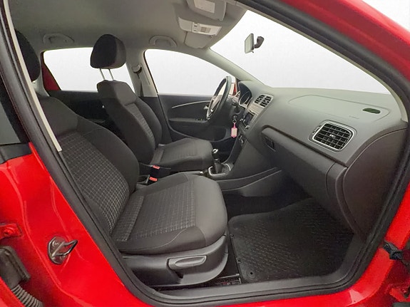 Volkswagen Polo 14 of 25