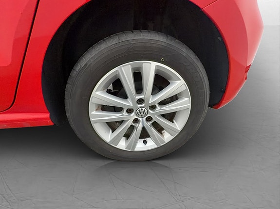 Volkswagen Polo 23 of 25