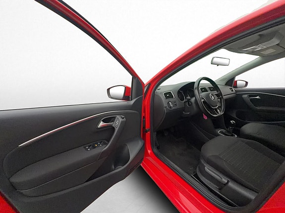 Volkswagen Polo 10 of 25