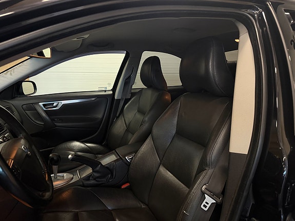 Volvo S60 6 of 12