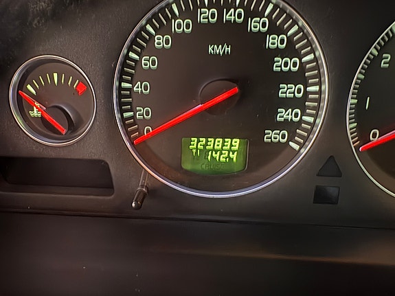 Volvo S60 4 of 5
