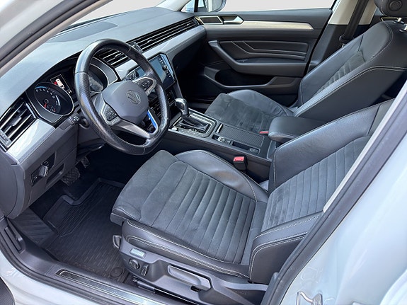 Volkswagen Passat 10 of 18
