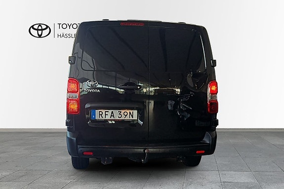 Toyota Proace 4 of 16
