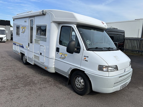 Bürstner T604 Harmony Franskbädd & Alde värme