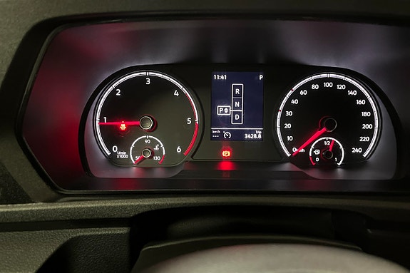 Volkswagen Caddy 12 of 25