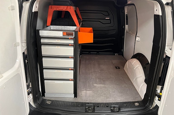 Volkswagen Caddy 17 of 25