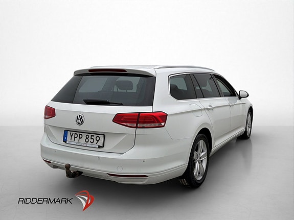 Volkswagen Passat 6 of 30