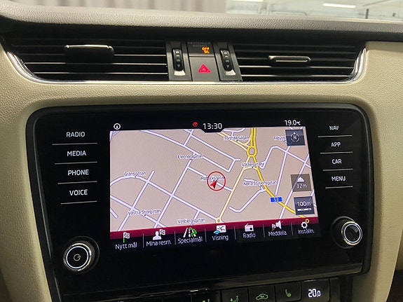 Skoda Octavia 19 of 27