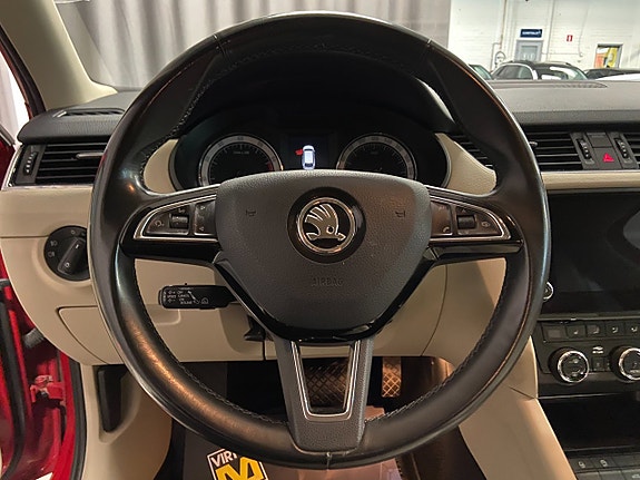 Skoda Octavia 17 of 27