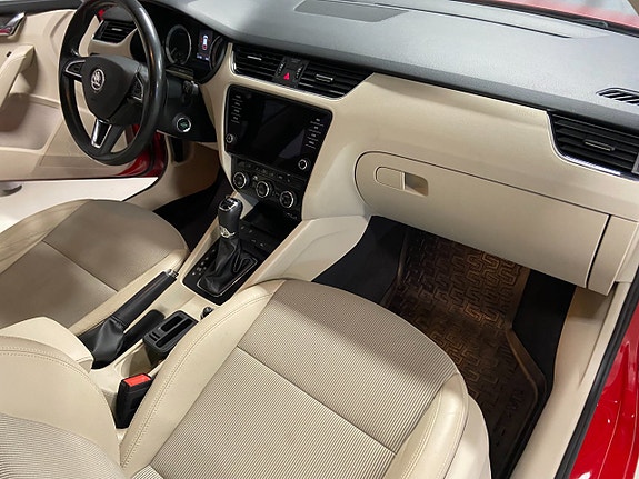 Skoda Octavia 15 of 27