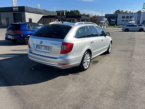 Skoda Superb 4 of 18