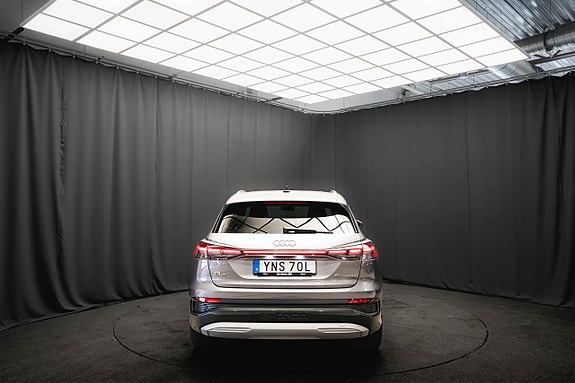 Audi Q4 e-tron 8 of 22