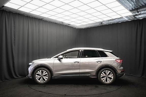 Audi Q4 e-tron 10 of 22