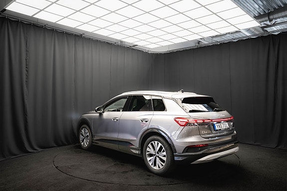 Audi Q4 e-tron 9 of 22