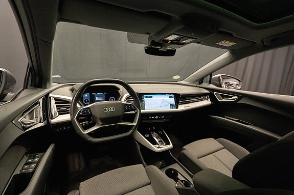 Audi Q4 e-tron 12 of 22