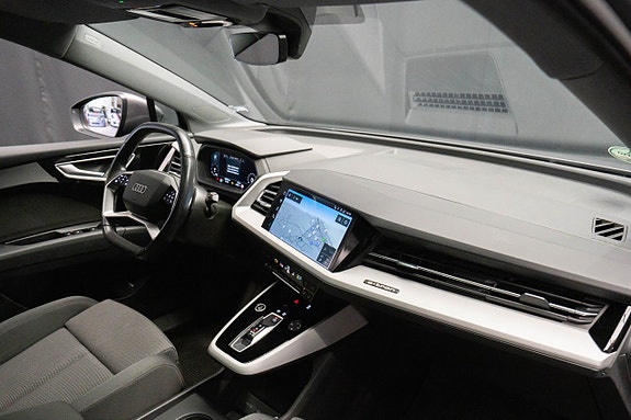 Audi Q4 e-tron 16 of 22