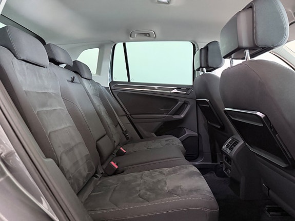 Volkswagen Tiguan 8 of 16