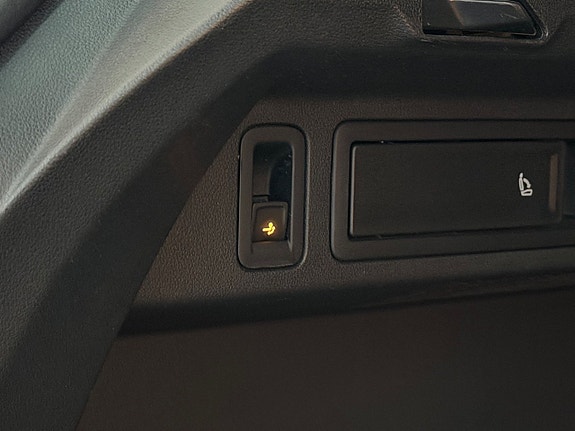 Volkswagen Tiguan 5 of 16