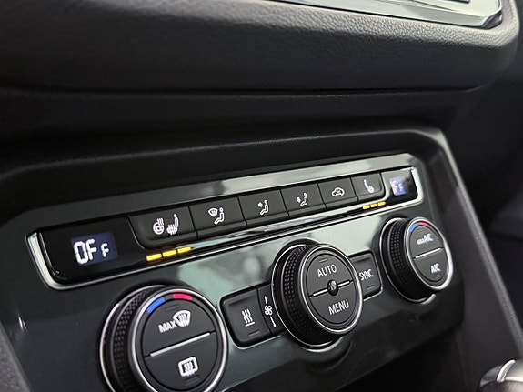 Volkswagen Tiguan 14 of 16
